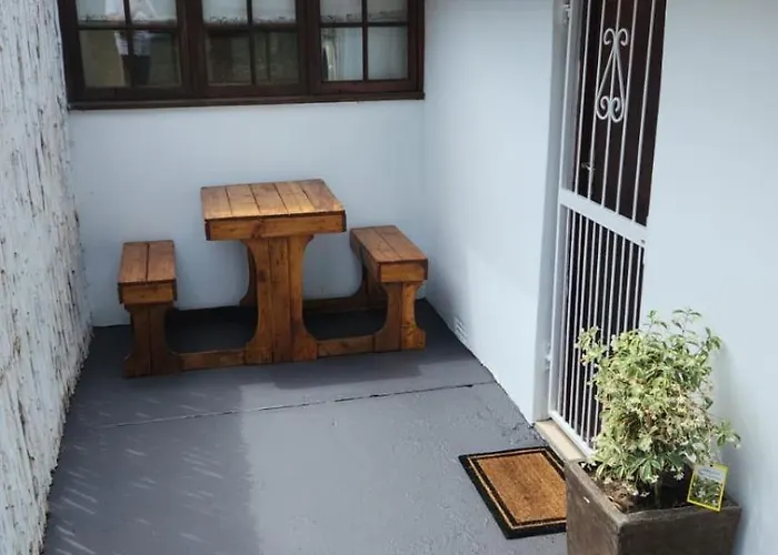 Private Room In Cosy Walmer Home